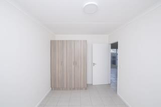 2 Bedroom Property for Sale in Cravenby Western Cape